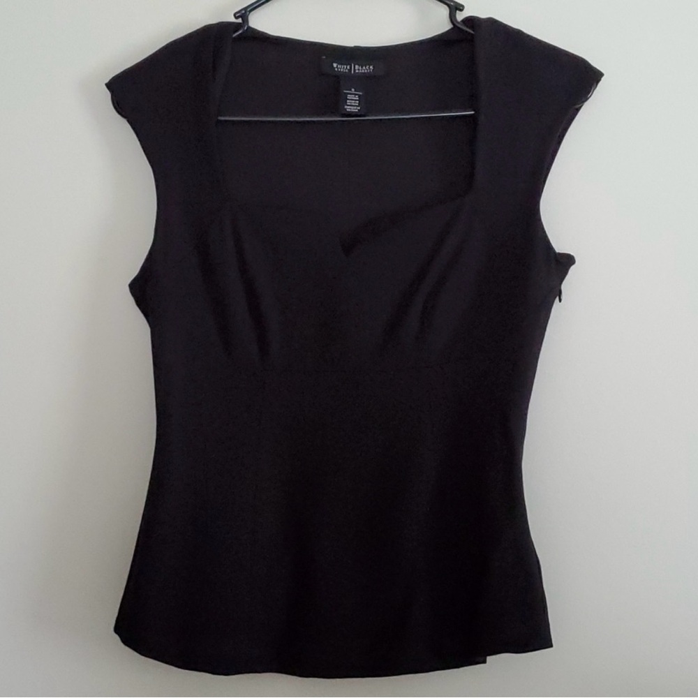 Black Sleeveless Top